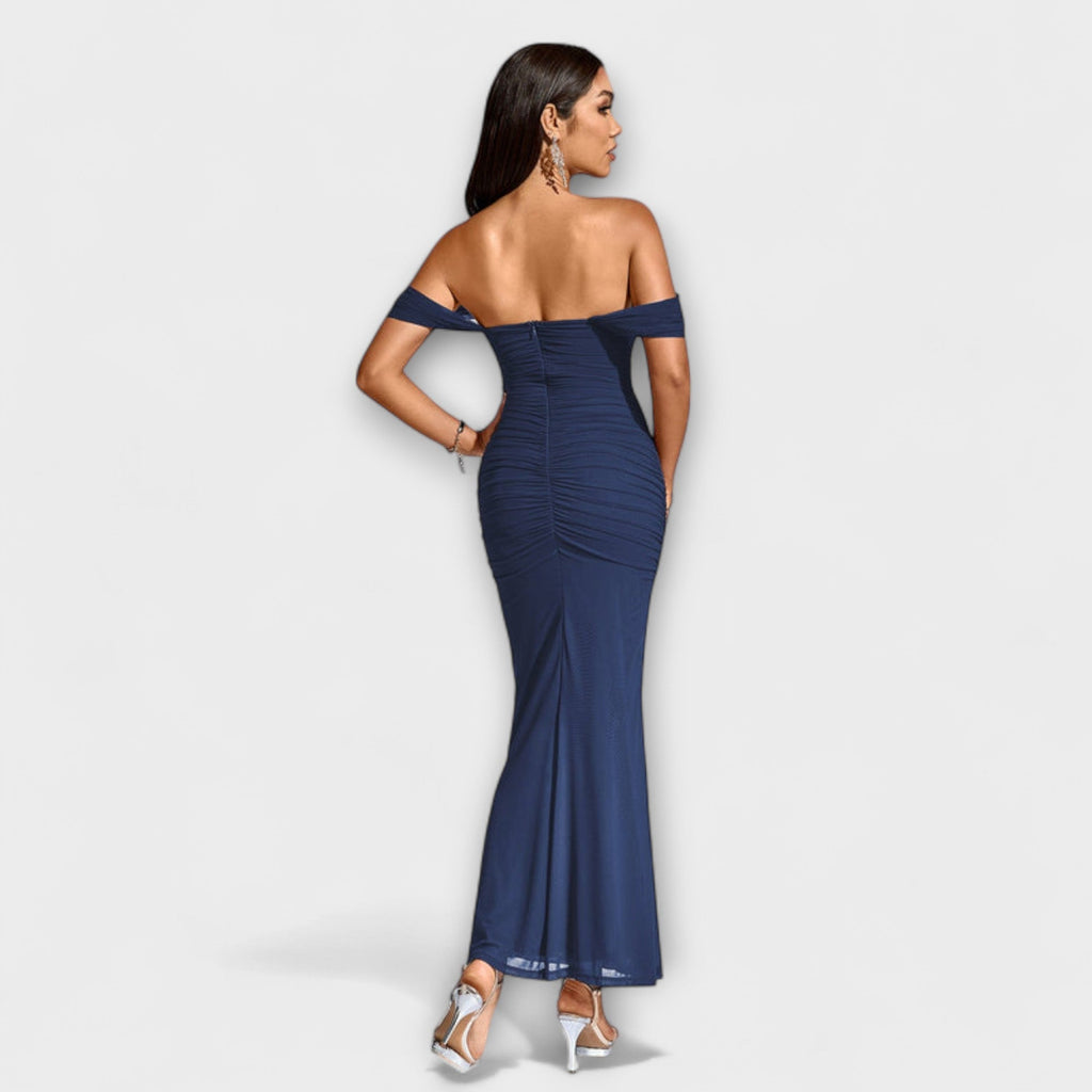 Ione - Šaty Bodycon s odhalenými rameny a řasením