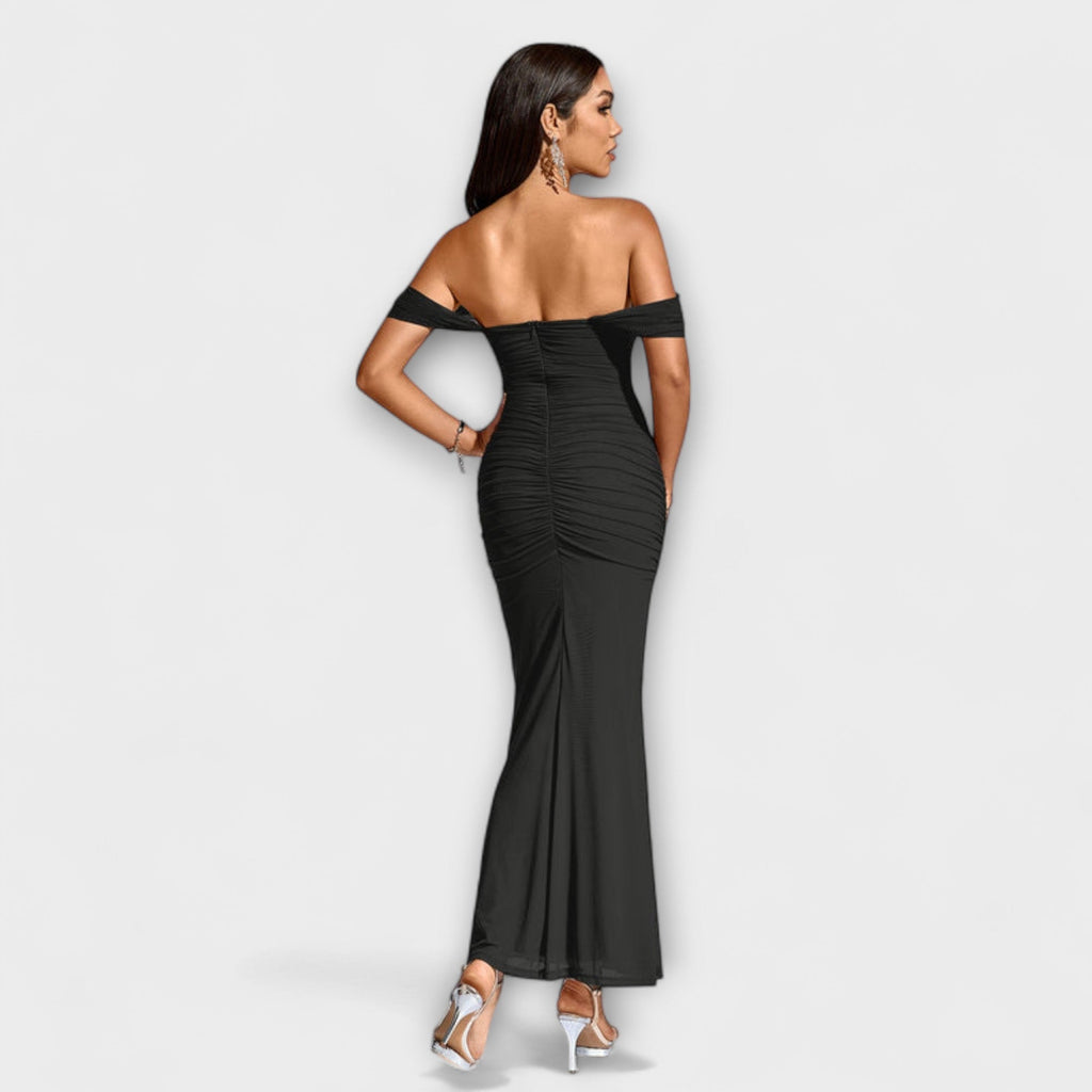 Ione - Šaty Bodycon s odhalenými rameny a řasením